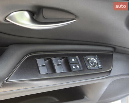 Лексус ЕС 2019 в Киеве на Automoto.ua Серый Лексус ЕС, объемом двигателя 2.49 л и пробегом 96 тыс. км за 30000 $, фото 5 на Automoto.ua