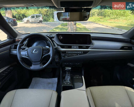 Серый Лексус ЕС, объемом двигателя 2.49 л и пробегом 47 тыс. км за 32500 $, фото 9 на Automoto.ua