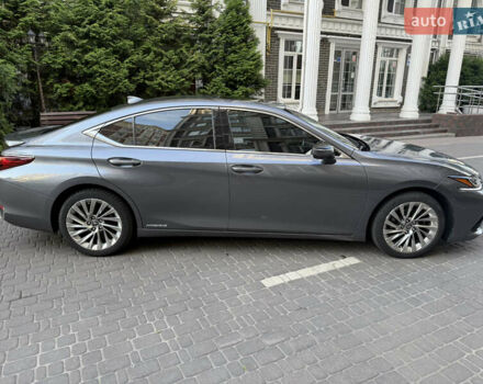 Лексус ЕС 2019 в Киеве на Automoto.ua Серый Лексус ЕС, объемом двигателя 2.49 л и пробегом 120 тыс. км за 35200 $, фото 7 на Automoto.ua