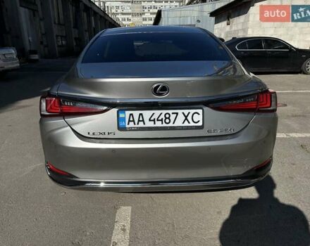 Серый Лексус ЕС, объемом двигателя 2.49 л и пробегом 69 тыс. км за 29200 $, фото 2 на Automoto.ua