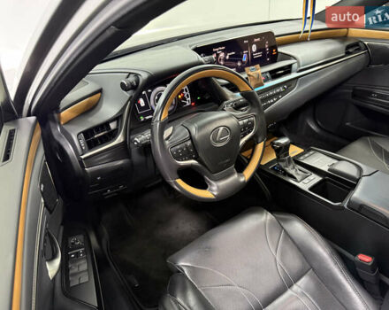 Лексус ЕС 2019 в Одессе на Automoto.ua Серый Лексус ЕС, объемом двигателя 2.49 л и пробегом 72 тыс. км за 33000 $, фото 29 на Automoto.ua