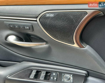 Серый Лексус ЕС, объемом двигателя 2.49 л и пробегом 103 тыс. км за 36999 $, фото 16 на Automoto.ua