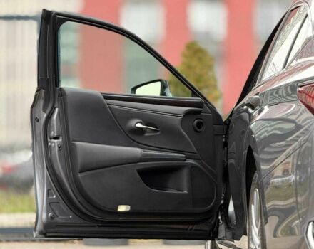 Серый Лексус ЕС, объемом двигателя 2.5 л и пробегом 40 тыс. км за 26900 $, фото 12 на Automoto.ua