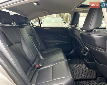 Серый Лексус ЕС, объемом двигателя 2.49 л и пробегом 128 тыс. км за 33500 $, фото 29 на Automoto.ua