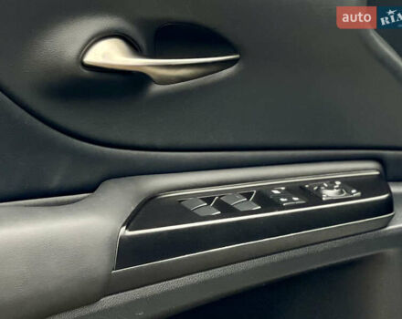 Серый Лексус ЕС, объемом двигателя 2.49 л и пробегом 128 тыс. км за 33500 $, фото 26 на Automoto.ua