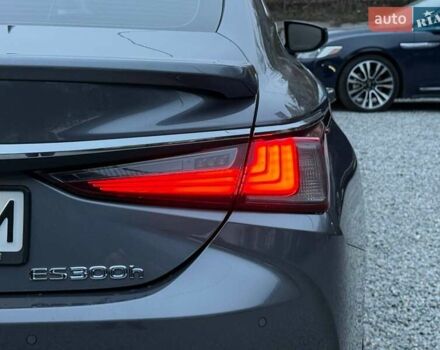 Сірий Лексус ЕС, об'ємом двигуна 2.49 л та пробігом 75 тис. км за 36500 $, фото 8 на Automoto.ua