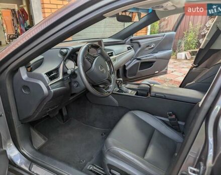 Серый Лексус ЕС, объемом двигателя 2.5 л и пробегом 38 тыс. км за 28777 $, фото 35 на Automoto.ua