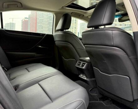 Серый Лексус ЕС, объемом двигателя 2.5 л и пробегом 40 тыс. км за 26900 $, фото 18 на Automoto.ua