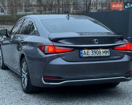 Сірий Лексус ЕС, об'ємом двигуна 2.49 л та пробігом 75 тис. км за 36500 $, фото 5 на Automoto.ua