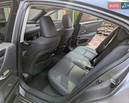 Серый Лексус ЕС, объемом двигателя 2.5 л и пробегом 38 тыс. км за 28777 $, фото 34 на Automoto.ua