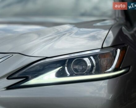 Сірий Лексус ЕС, об'ємом двигуна 2.49 л та пробігом 128 тис. км за 30950 $, фото 6 на Automoto.ua