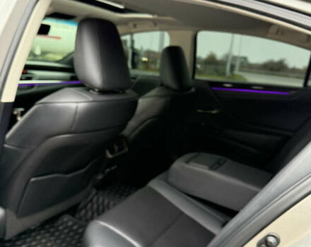 Сірий Лексус ЕС, об'ємом двигуна 2.5 л та пробігом 76 тис. км за 33999 $, фото 19 на Automoto.ua