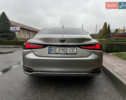 Лексус ЕС 2021 у Дніпро (Дніпропетровську) на Automoto.ua Сірий Лексус ЕС, об'ємом двигуна 2.49 л та пробігом 63 тис. км за 40999 $, фото 11 на Automoto.ua
