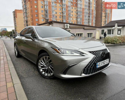 Лексус ЕС 2021 у Дніпро (Дніпропетровську) на Automoto.ua Сірий Лексус ЕС, об'ємом двигуна 2.49 л та пробігом 63 тис. км за 40999 $, фото 19 на Automoto.ua