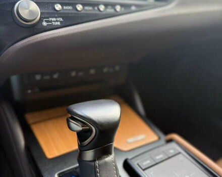 Сірий Лексус ЕС, об'ємом двигуна 3.46 л та пробігом 55 тис. км за 52000 $, фото 17 на Automoto.ua