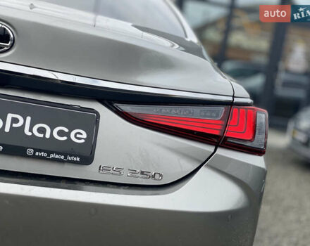 Серый Лексус ЕС, объемом двигателя 2.49 л и пробегом 185 тыс. км за 32800 $, фото 21 на Automoto.ua