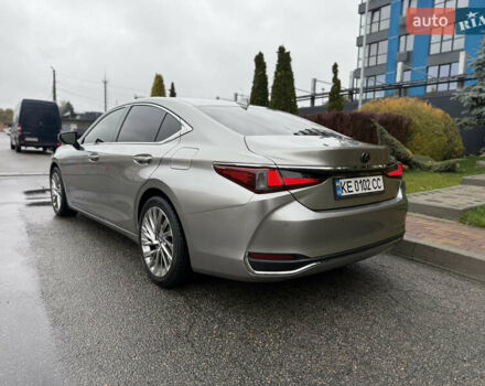 Лексус ЕС 2021 у Дніпро (Дніпропетровську) на Automoto.ua Сірий Лексус ЕС, об'ємом двигуна 2.49 л та пробігом 63 тис. км за 40999 $, фото 6 на Automoto.ua