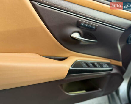 Сірий Лексус ЕС, об'ємом двигуна 3.46 л та пробігом 55 тис. км за 52000 $, фото 45 на Automoto.ua