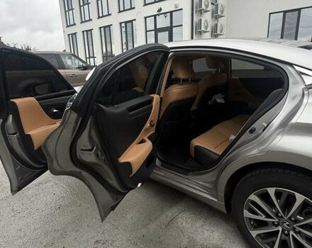 Серый Лексус ЕС, объемом двигателя 1.99 л и пробегом 38 тыс. км за 38000 $, фото 9 на Automoto.ua