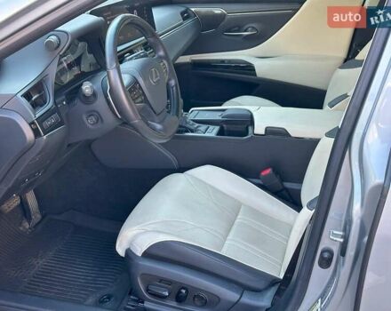 Сірий Лексус ЕС, об'ємом двигуна 2.5 л та пробігом 20 тис. км за 43990 $, фото 9 на Automoto.ua