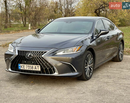 Серый Лексус ЕС, объемом двигателя 2.49 л и пробегом 70 тыс. км за 36999 $, фото 3 на Automoto.ua