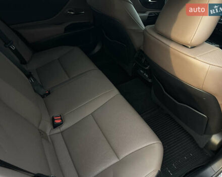 Серый Лексус ЕС, объемом двигателя 2.49 л и пробегом 70 тыс. км за 36999 $, фото 12 на Automoto.ua