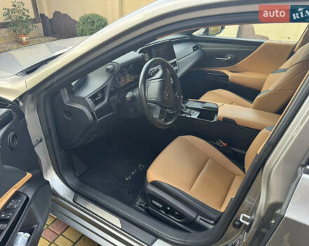 Сірий Лексус ЕС, об'ємом двигуна 1.99 л та пробігом 53 тис. км за 36000 $, фото 8 на Automoto.ua