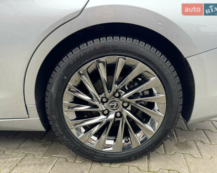 Серый Лексус ЕС, объемом двигателя 2.49 л и пробегом 23 тыс. км за 45500 $, фото 13 на Automoto.ua