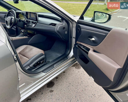 Сірий Лексус ЕС, об'ємом двигуна 2.49 л та пробігом 57 тис. км за 55900 $, фото 55 на Automoto.ua