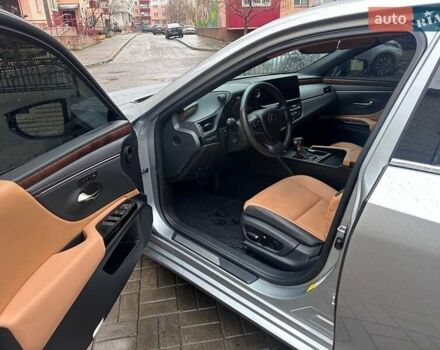 Серый Лексус ЕС, объемом двигателя 2.5 л и пробегом 40 тыс. км за 39000 $, фото 10 на Automoto.ua