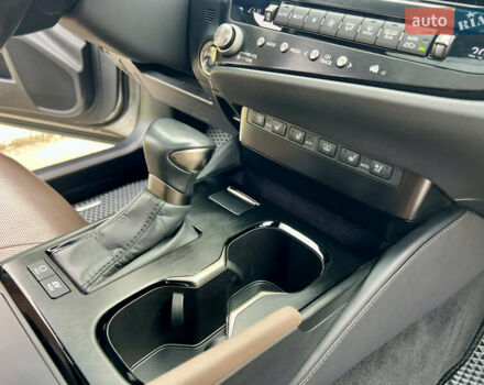 Серый Лексус ЕС, объемом двигателя 2.49 л и пробегом 57 тыс. км за 56500 $, фото 59 на Automoto.ua