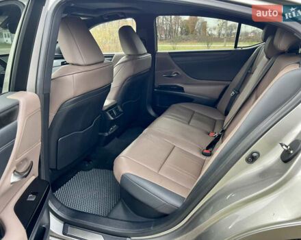 Серый Лексус ЕС, объемом двигателя 2.49 л и пробегом 57 тыс. км за 56500 $, фото 44 на Automoto.ua