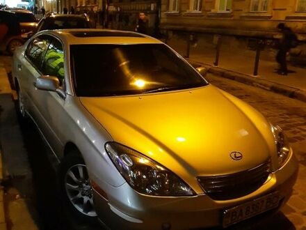 Лексус ЕС 2001 в Львове на Automoto.ua Серый Лексус ЕС, объемом двигателя 3 л и пробегом 295 тыс. км за 4100 $, фото 1 на Automoto.ua