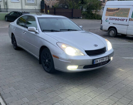 Сірий Лексус ЕС, об'ємом двигуна 3 л та пробігом 313 тис. км за 4700 $, фото 1 на Automoto.ua