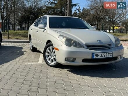 Серый Лексус ЕС, объемом двигателя 3 л и пробегом 350 тыс. км за 4999 $, фото 1 на Automoto.ua