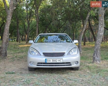 Сірий Лексус ЕС, об'ємом двигуна 3.3 л та пробігом 302 тис. км за 6100 $, фото 1 на Automoto.ua
