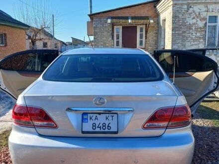 Серый Лексус ЕС, объемом двигателя 3 л и пробегом 271 тыс. км за 5500 $, фото 1 на Automoto.ua