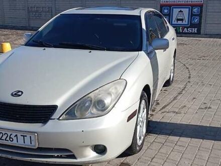 Серый Лексус ЕС, объемом двигателя 3.3 л и пробегом 299 тыс. км за 5800 $, фото 1 на Automoto.ua