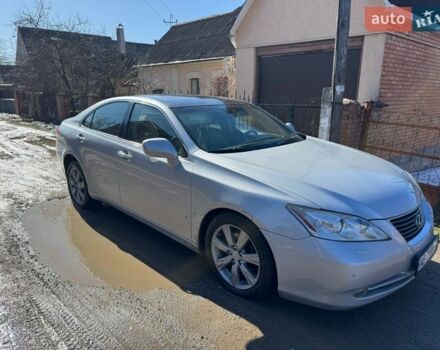 Серый Лексус ЕС, объемом двигателя 3.5 л и пробегом 246 тыс. км за 8000 $, фото 1 на Automoto.ua