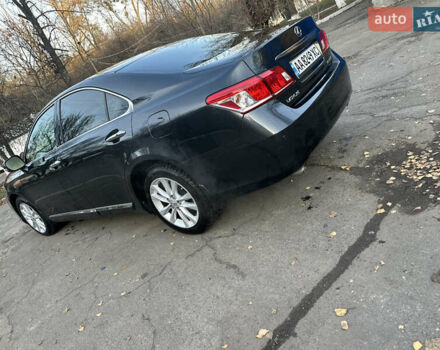 Сірий Лексус ЕС, об'ємом двигуна 3.46 л та пробігом 362 тис. км за 10950 $, фото 1 на Automoto.ua