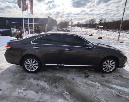 Серый Лексус ЕС, объемом двигателя 3.5 л и пробегом 176 тыс. км за 13900 $, фото 1 на Automoto.ua