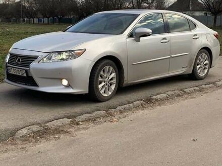 Лексус ЕС 2013 у Полтаві на Automoto.ua Сірий Лексус ЕС, об'ємом двигуна 2.49 л та пробігом 282 тис. км за 16250 $, фото 1 на Automoto.ua