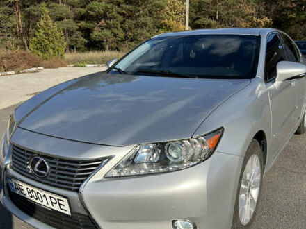 Сірий Лексус ЕС, об'ємом двигуна 2.49 л та пробігом 255 тис. км за 18600 $, фото 1 на Automoto.ua