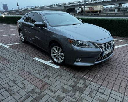 Серый Лексус ЕС, объемом двигателя 2.5 л и пробегом 220 тыс. км за 391 $, фото 1 на Automoto.ua