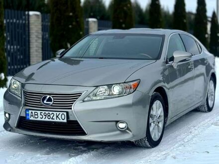 Серый Лексус ЕС, объемом двигателя 2.5 л и пробегом 19100 тыс. км за 14850 $, фото 1 на Automoto.ua