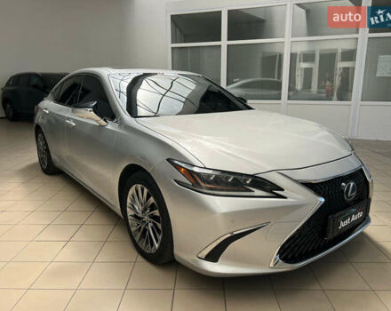 Серый Лексус ЕС, объемом двигателя 2.49 л и пробегом 103 тыс. км за 36999 $, фото 1 на Automoto.ua