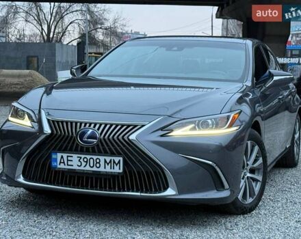 Серый Лексус ЕС, объемом двигателя 2.49 л и пробегом 75 тыс. км за 36500 $, фото 1 на Automoto.ua