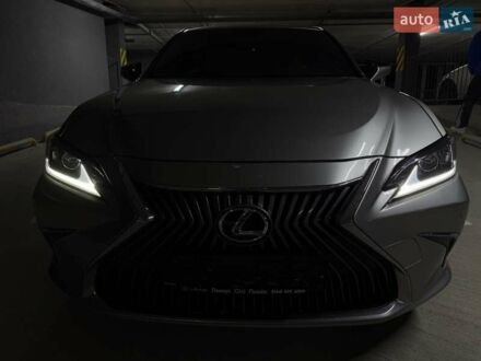 Лексус ЕС 2020 в Киеве на Automoto.ua Серый Лексус ЕС, объемом двигателя 2.49 л и пробегом 81 тыс. км за 33933 $, фото 1 на Automoto.ua
