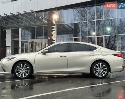 Серый Лексус ЕС, объемом двигателя 2.49 л и пробегом 51 тыс. км за 34900 $, фото 1 на Automoto.ua