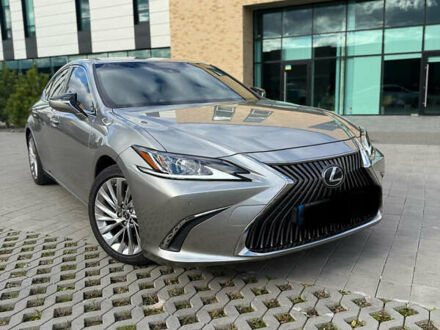 Лексус ЕС 2021 у Житомирі на Automoto.ua Сірий Лексус ЕС, об'ємом двигуна 3.46 л та пробігом 55 тис. км за 52000 $, фото 1 на Automoto.ua